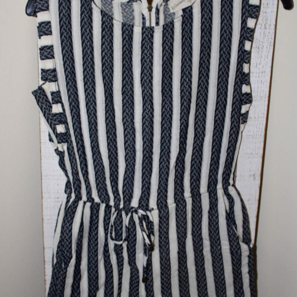 Universal Thread Romper